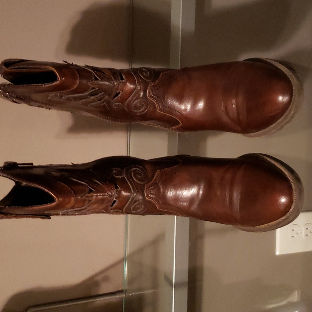 GIRL'S COWBOY BOOTS SIZE 1